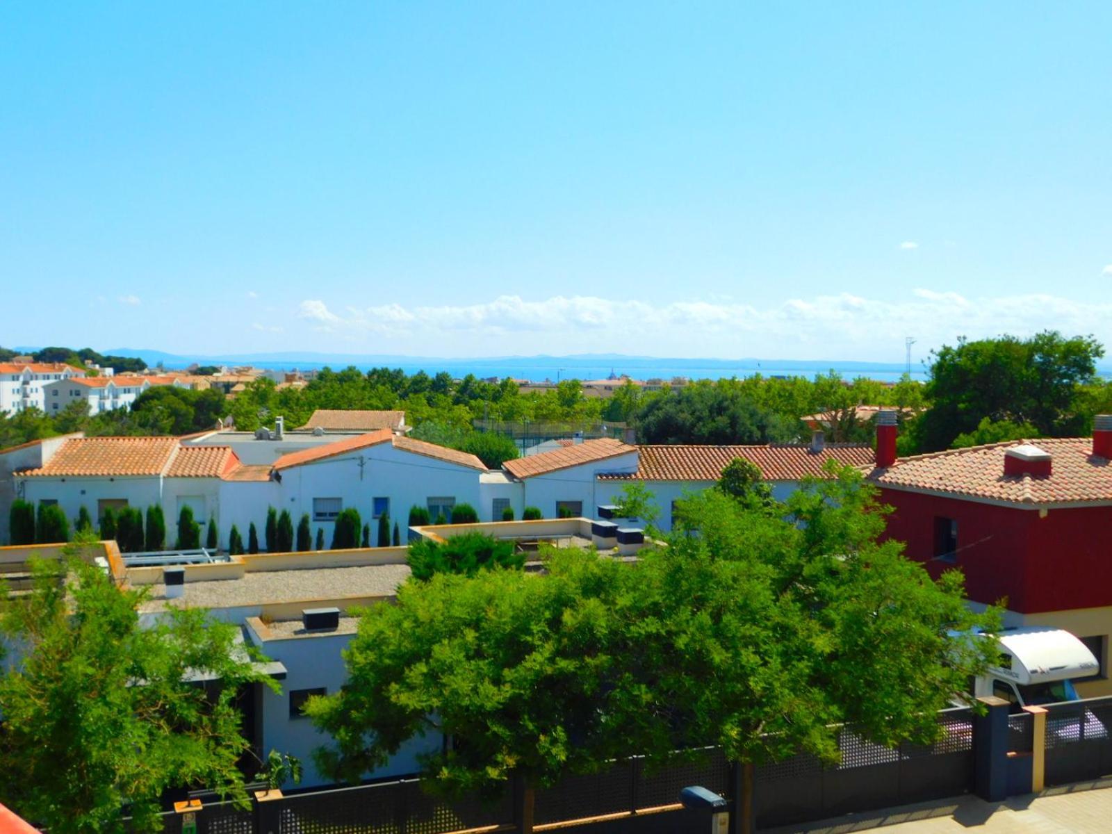 Apartamento Mas Oliva Roses Esterno foto