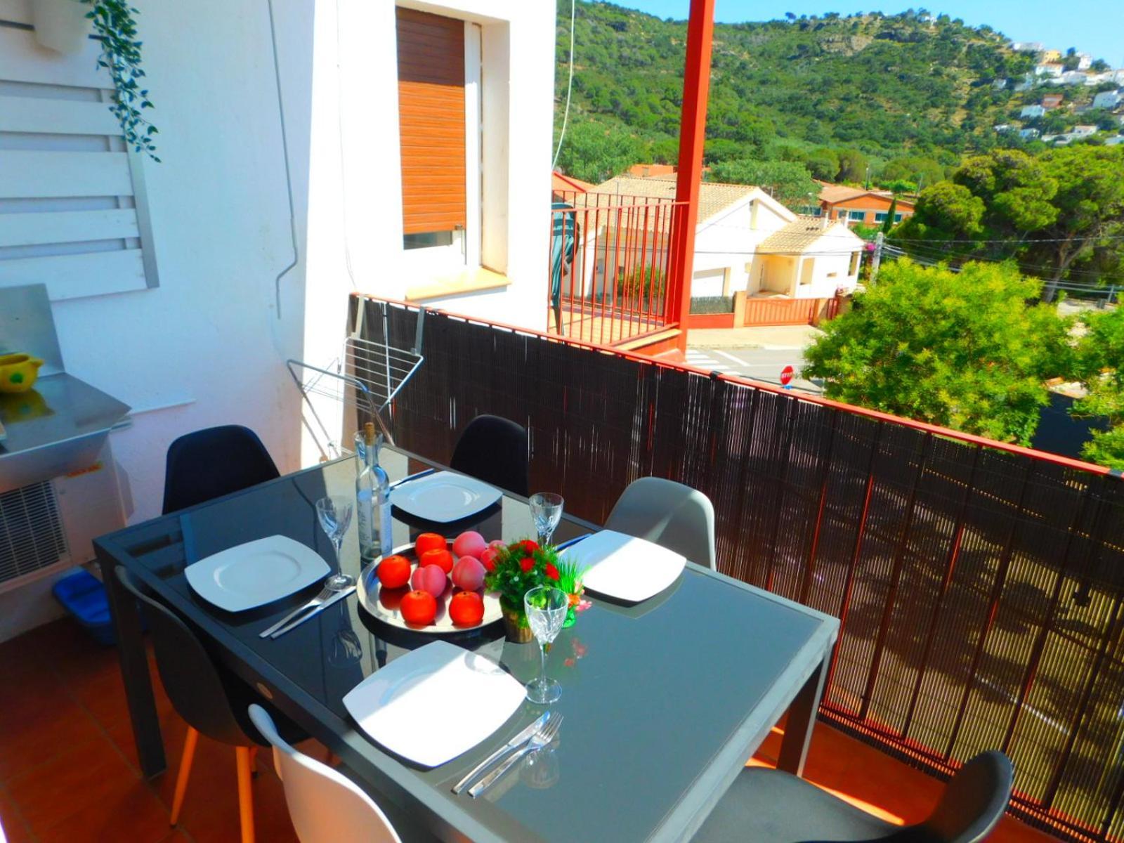Apartamento Mas Oliva Roses Esterno foto